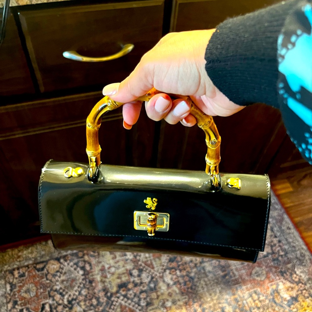Elegant Black Handbag with Bamboo Handle